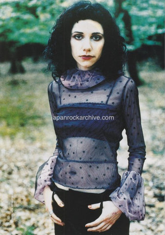 PJ Harvey 1998/09 Japanese music press cutting clipping - photo pinup - purple top